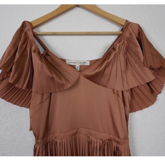 Banana Republic x Olivia Palermo Pleated Maxi Dress SZ 4P Bronze Brown Boho - Picture 6 of 16